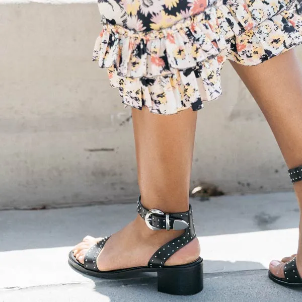 4181 Black | Low heel studded leather sandal