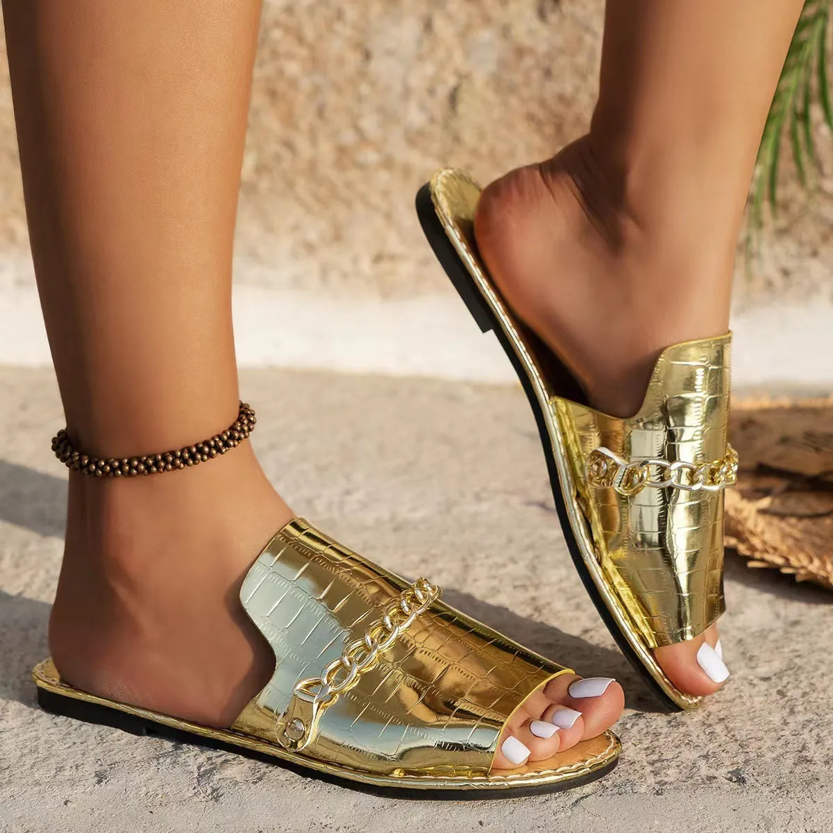 Alison – Patterned Chain Flat Sandals