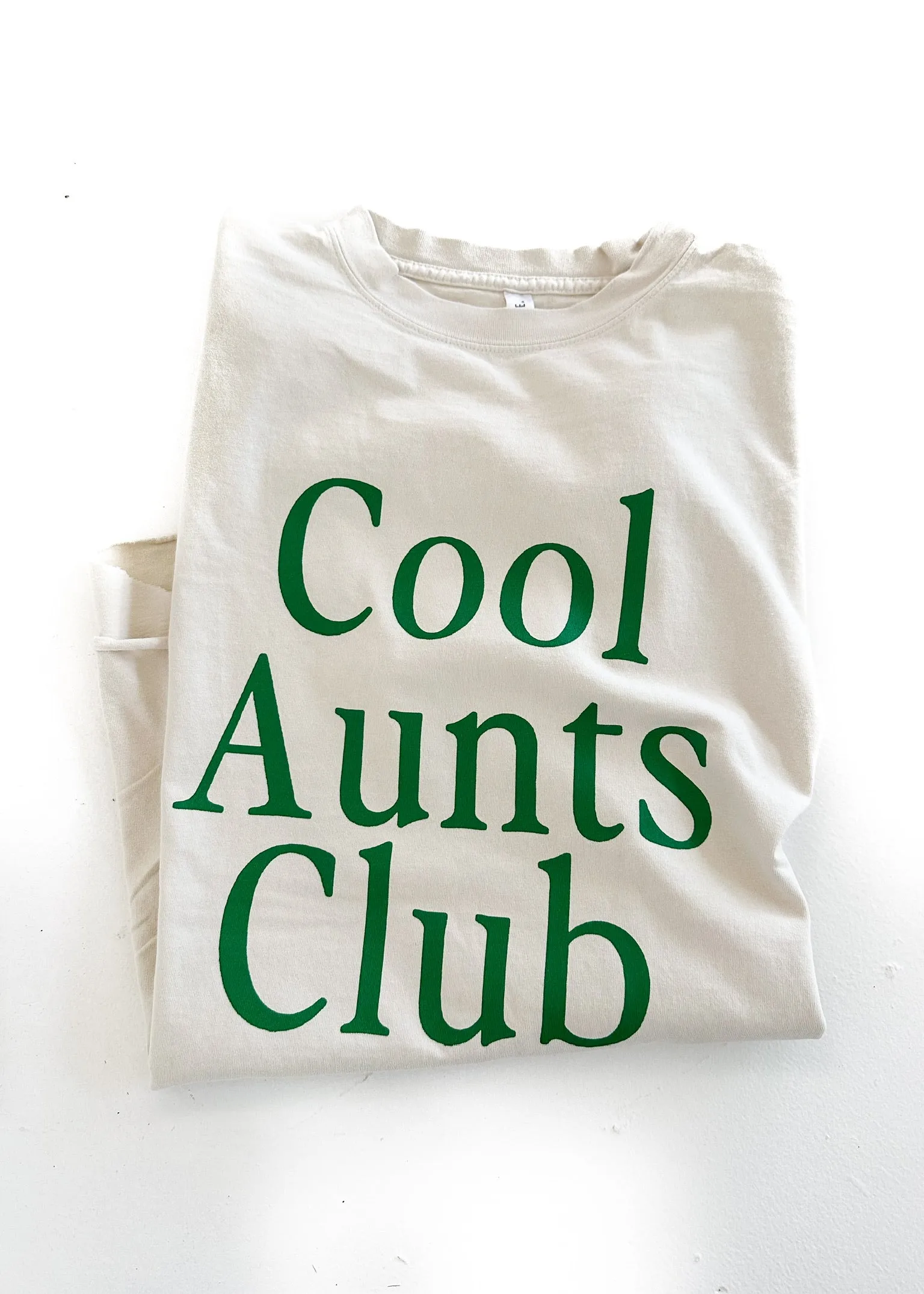 COOL AUNTS CLUB SIDE SLIT TEE