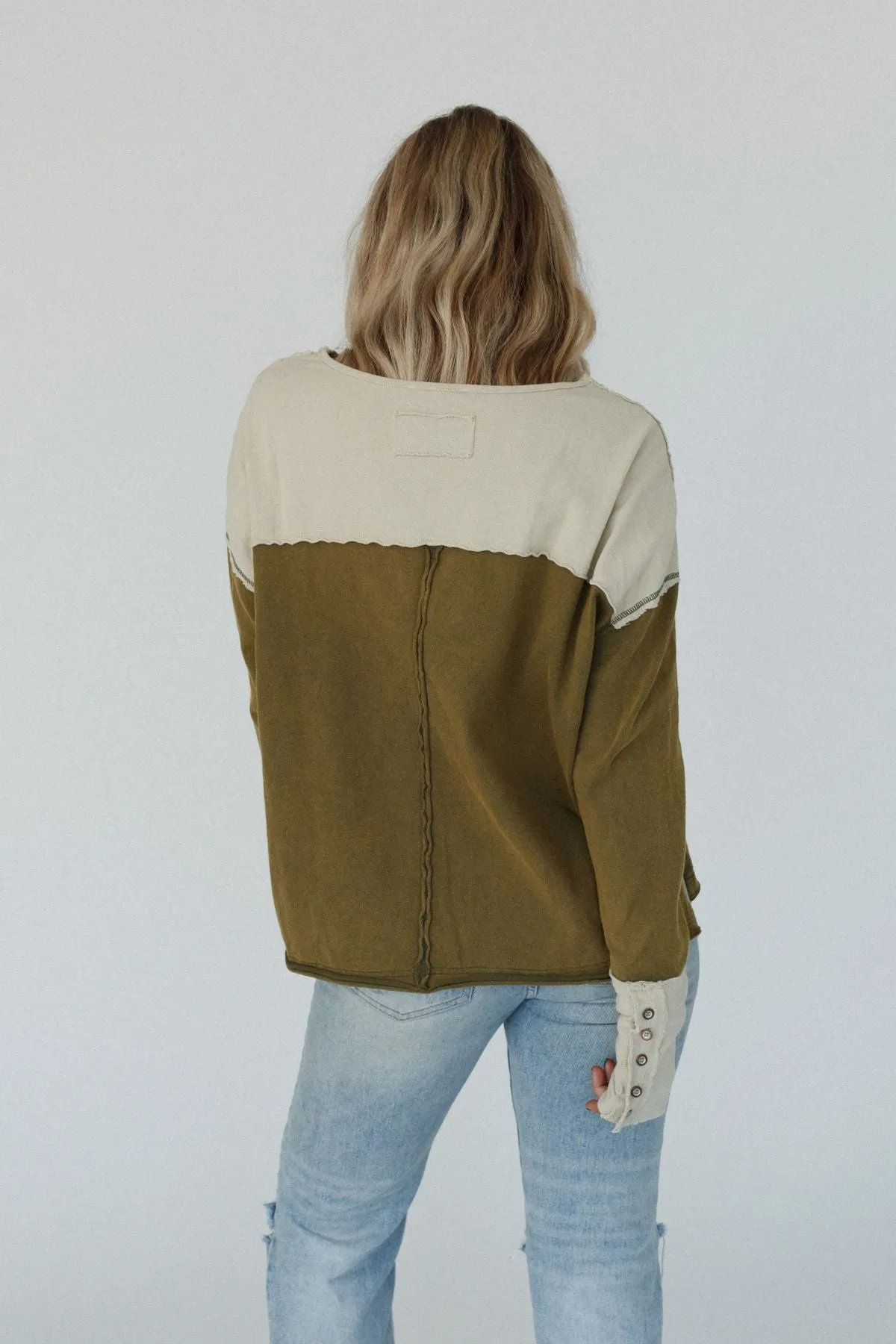 Kaomi Henley Top - Olive